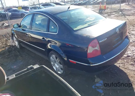 2005 Volkswagen Passat Glx from USA, damaged, VIN WVWTU63B35E041329